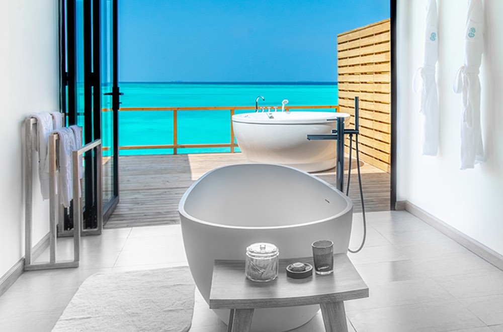 Jacuzzi Water Villa photo 5